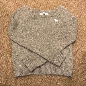 Shiny gray/silver sweater